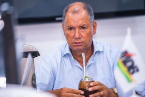 Novas regras para o uso de celulares nas escolas