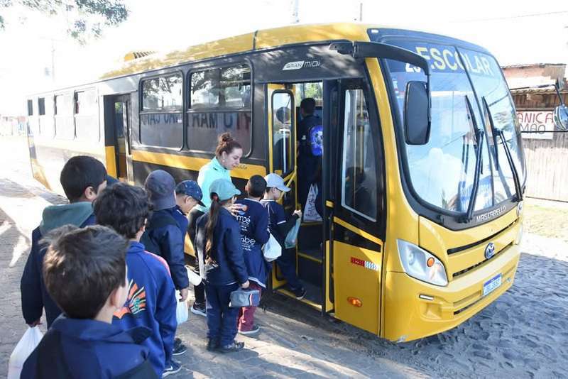 Transporte escolar em Imbé