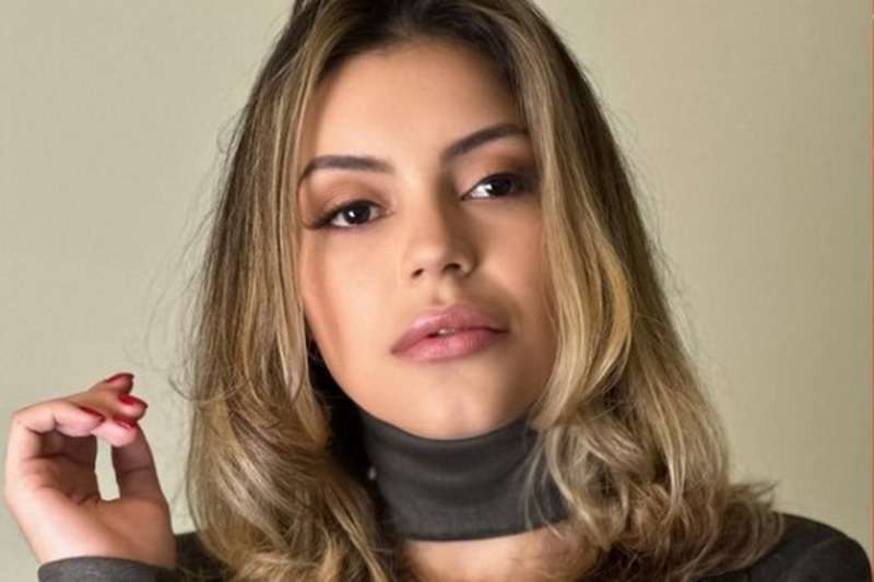 Quem era a advogada que morreu ao escorregar em cachoeira no Litoral