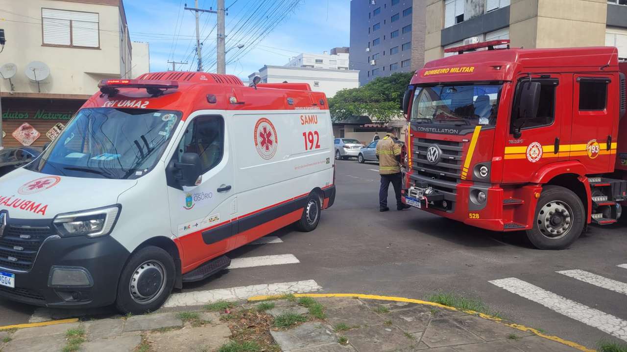 Acidente no centro de Osório deixa mulher e criança feridas