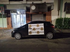 Dupla é presa com veículo clonado a 160 kmh na Freeway