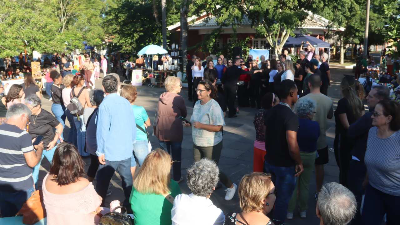 Edição de Verão, Brique das Carretas, Arraial, carros antigos e casamento na roça