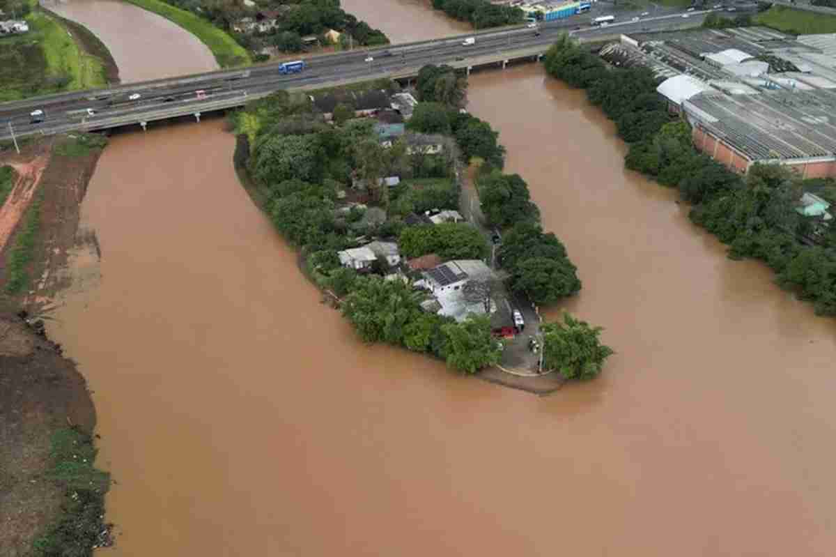 Rio dos Sinos ultrapassa cota de inundação