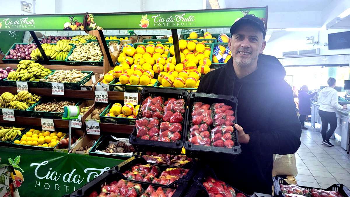 Morango do Amor viraliza e triplica vendas em Osório; veja receita com brigadeiro