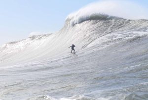 Ciclone na costa RS pode ter gerado novo recorde no surfe brasileiro