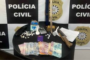 Espada Samurai, drogas e dinheiro: 3 presos em operação no Litoral