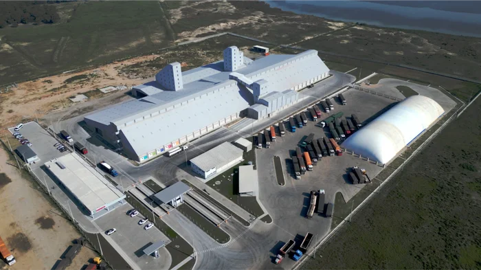 Indústria ameaça parar operação no Litoral; entenda