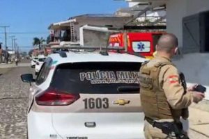 Criança de 2 anos morre esfaqueada pela mãe