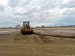 Praia do Cassino: lama avança e força interdição de 2 km no Litoral Sul