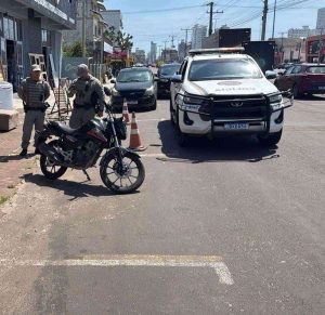 Roubo com lesões: foragido é preso após atacar loja de eletrônicos em Tramandaí