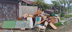 Descarte irregular de lixo em Imbé gera repúdio, revolta e multa ambiental