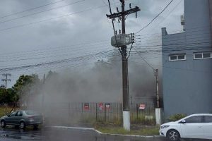 Incêndio atinge residência