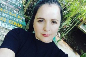 Sepultada professora que voltava de passeio no Litoral Norte