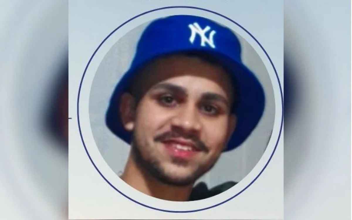 Sepultado jovem morto