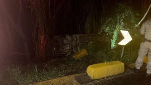 Saída de pista no Morro da Borússia deixa quatro feridos