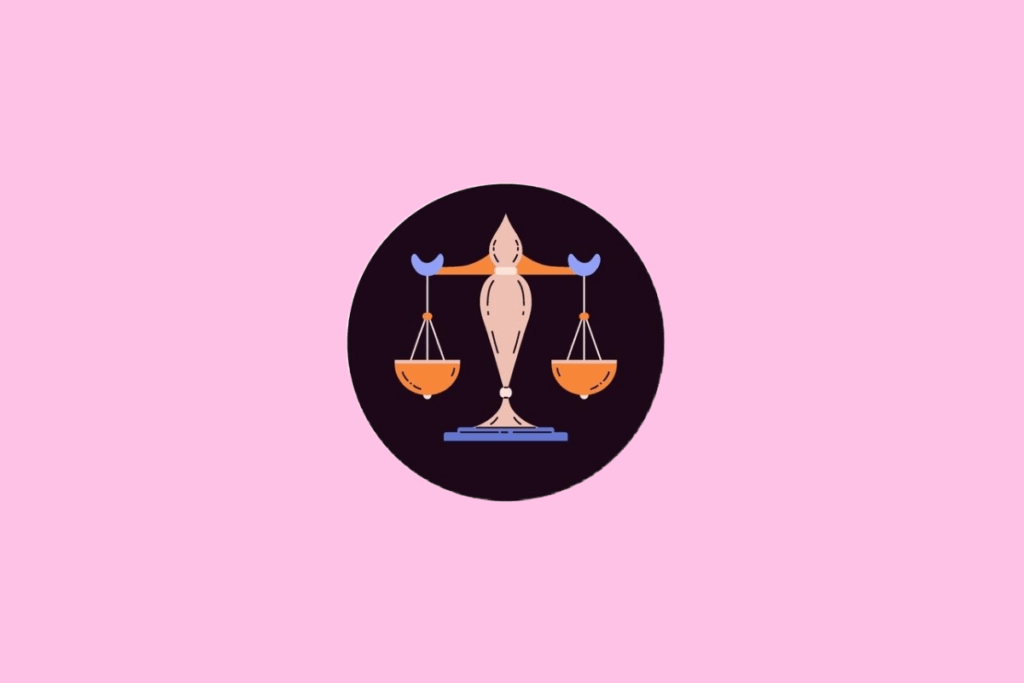 Ilustração de uma balança de pratos equilibrada, em tons de bege, laranja e azul, com um eixo central estilizado