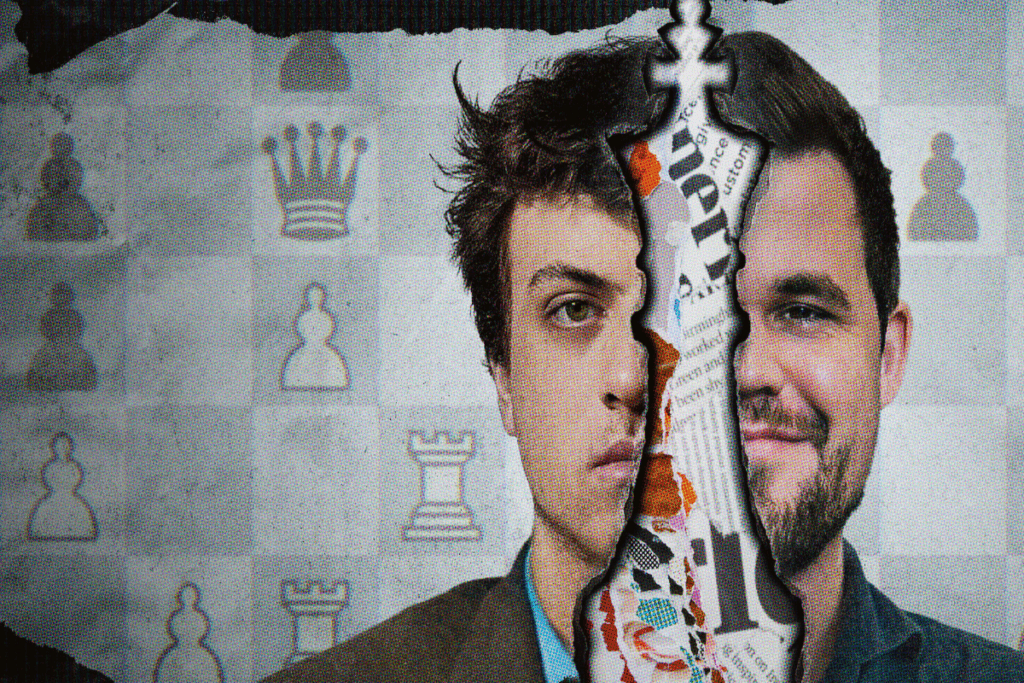 Rosto de dois um homens um com uma expressão séria e outro sorrindo divididos por uma peça de xadrez estampada com recortes de jornal 